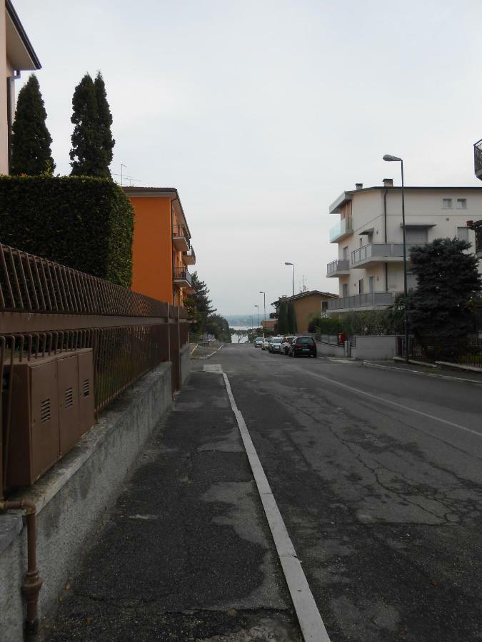 Appartement Monolocale A Peschiera Del Garda Vista Lago Extérieur photo